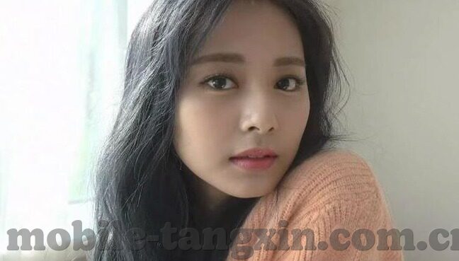 青青草成人在线视频观看-青青草，自然之美的静谧探索
